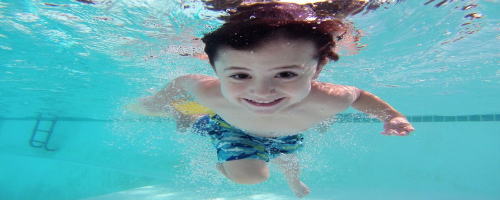 �j�̎q�X�C�~���O